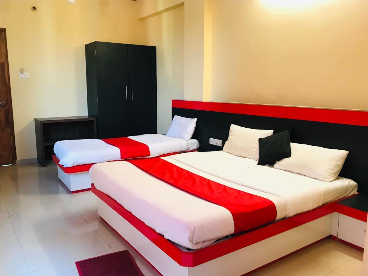 Staymaker Prakash International Gonikoppal ภายนอก รูปภาพ