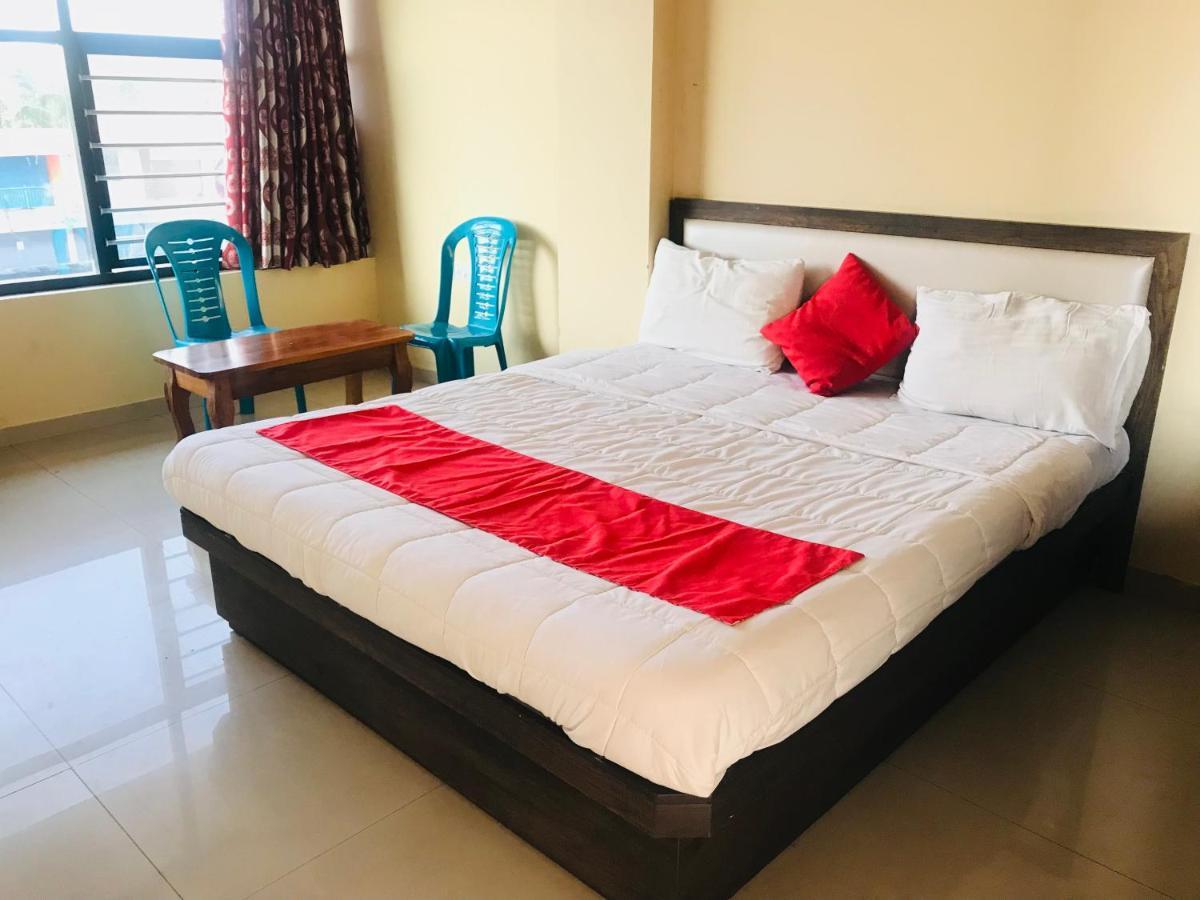 Staymaker Prakash International Gonikoppal ภายนอก รูปภาพ